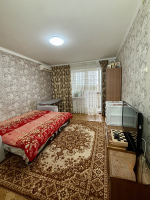 Продам двухкомнатную (2-комн.) квартиру, Черникова ул, 2/31, Волгодонск г