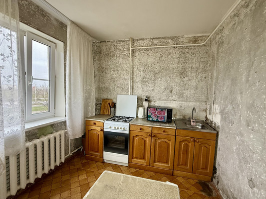 Продам двухкомнатную (2-комн.) квартиру, Черникова ул, 2/31, Волгодонск г