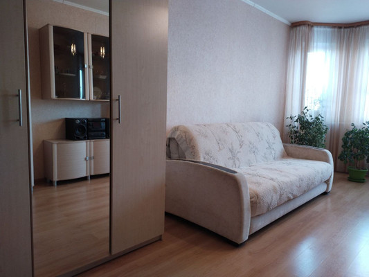 Продам трехкомнатную (3-комн.) квартиру, Побратимов ул, 11, Люберцы г