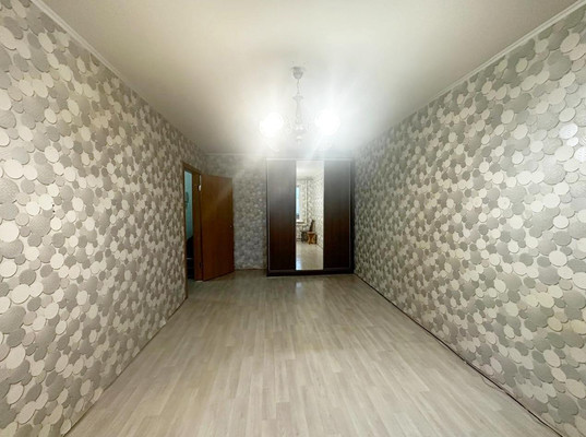 Продам однокомнатную (1-комн.) квартиру, Гагарина ул, 122, Чехов г