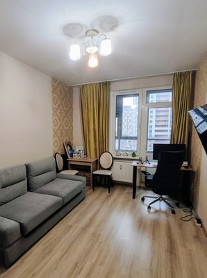 Продам однокомнатную (1-комн.) квартиру, Богатырский пр-кт, 2, Санкт-Петербург г