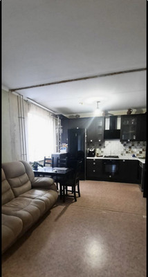 Продам двухкомнатную (2-комн.) квартиру, 9к2, Тельмана п