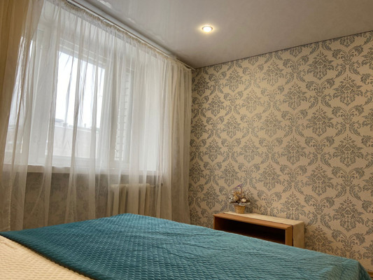 Продам двухкомнатную (2-комн.) квартиру, Ямашева пр-кт, 1019, Казань г