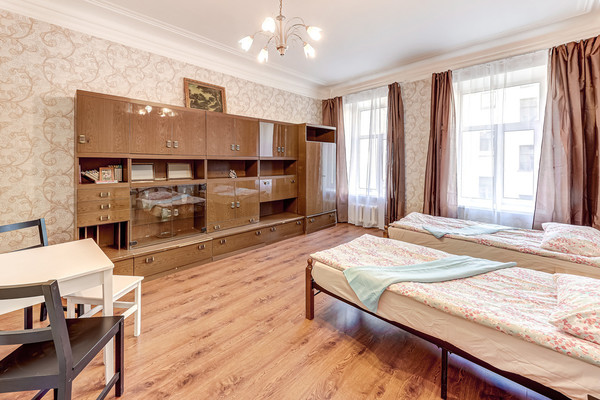 Продам многокомнатную квартиру, Невский пр-кт, 45/2, Санкт-Петербург г