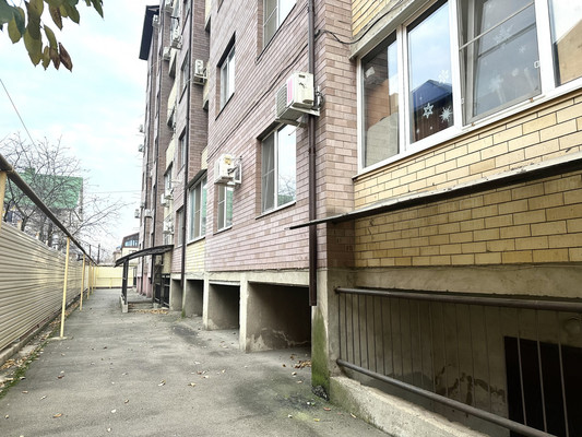 Продам коммерческое помещение 45,9 м2, Апрельская ул, 5, Краснодар г