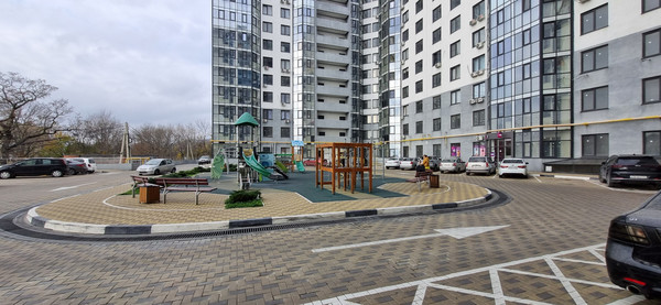 Продам однокомнатную (1-комн.) квартиру, Труда ул, 8к1, Гайдук с