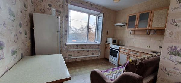 Продам однокомнатную (1-комн.) квартиру, Мефодиевская ул, 112, Новороссийск г