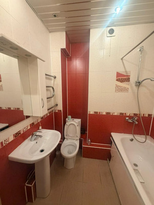 Продам однокомнатную (1-комн.) квартиру, Байкальская ул, 295/13, Карлук д