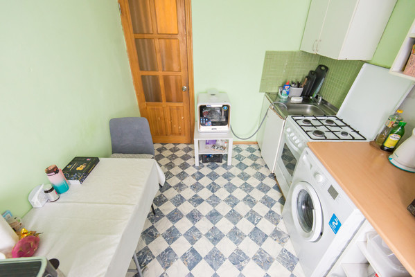 Продам двухкомнатную (2-комн.) квартиру, Юфимцева ул, 12к1, Ростов-на-Дону г