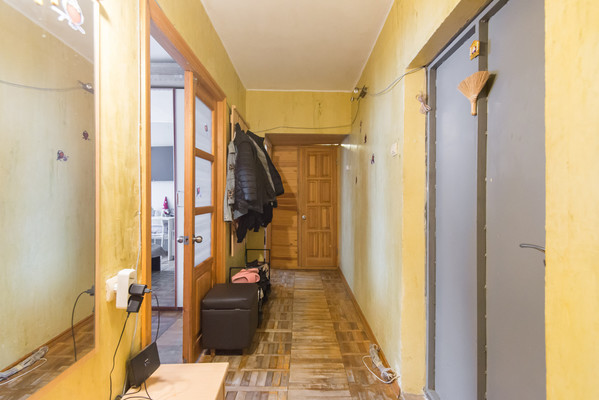 Продам двухкомнатную (2-комн.) квартиру, Юфимцева ул, 12к1, Ростов-на-Дону г