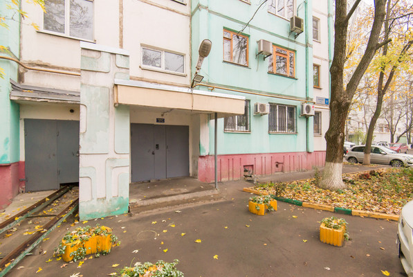 Продам двухкомнатную (2-комн.) квартиру, Юфимцева ул, 12к1, Ростов-на-Дону г