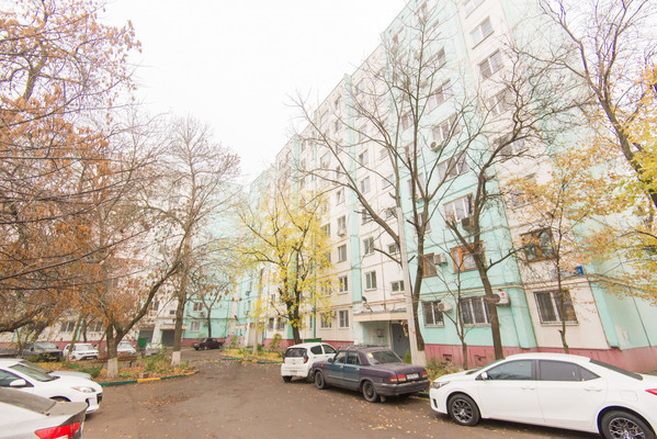 Продам двухкомнатную (2-комн.) квартиру, Юфимцева ул, 12к1, Ростов-на-Дону г