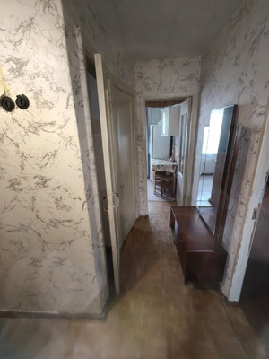 Продам трехкомнатную (3-комн.) квартиру, Черноморская ул, 81, Кропоткин г