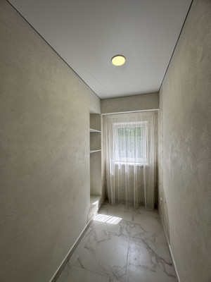 Продам двухкомнатную (2-комн.) квартиру, Краснодарская ул, 67/1, Крымск г