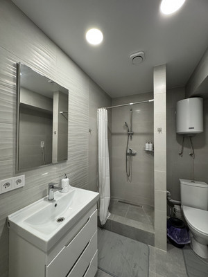 Продам двухкомнатную (2-комн.) квартиру, Краснодарская ул, 67/1, Крымск г