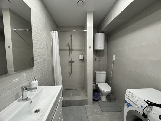 Продам двухкомнатную (2-комн.) квартиру, Краснодарская ул, 67/1, Крымск г