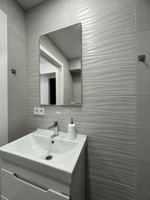 Продам двухкомнатную (2-комн.) квартиру, Краснодарская ул, 67/1, Крымск г