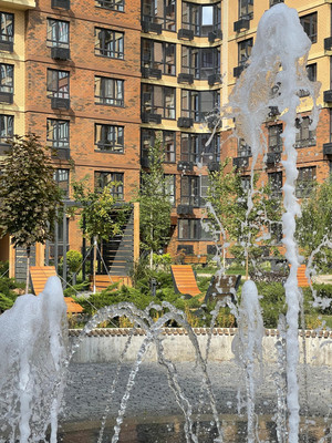 Продам двухкомнатную (2-комн.) квартиру, 2-я Российская ул, 162, Краснодар г