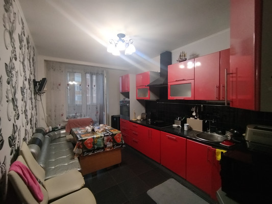 Продам трехкомнатную (3-комн.) квартиру, Подольская ул, 6/1, Северово д