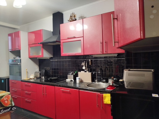 Продам трехкомнатную (3-комн.) квартиру, Подольская ул, 6/1, Северово д