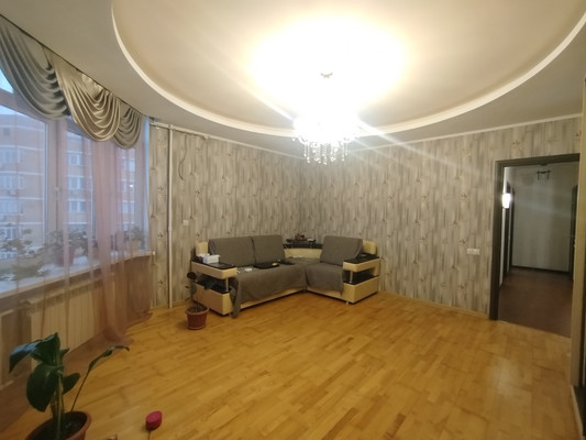 Продам трехкомнатную (3-комн.) квартиру, Подольская ул, 6/1, Северово д