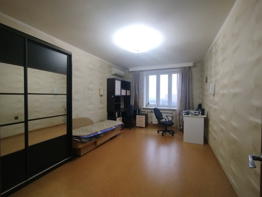 Продам трехкомнатную (3-комн.) квартиру, Подольская ул, 6/1, Северово д