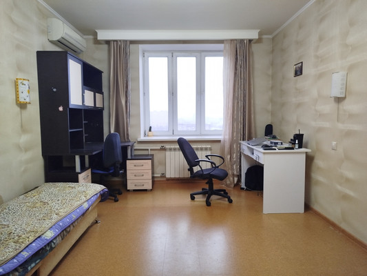 Продам трехкомнатную (3-комн.) квартиру, Подольская ул, 6/1, Северово д