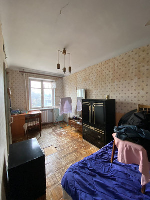 Продам трехкомнатную (3-комн.) квартиру, Ленина ул, 38, Армавир г