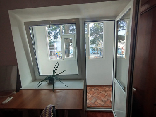 Продам двухкомнатную (2-комн.) квартиру, Маршала Жукова ул, 7/2, Туапсе г