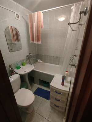 Продам двухкомнатную (2-комн.) квартиру, Маршала Жукова ул, 7/2, Туапсе г