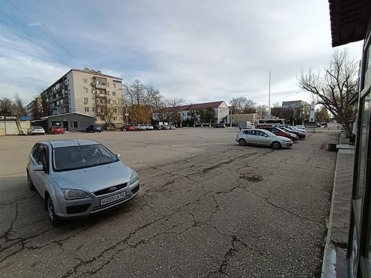 Продам торговое помещение 30 м2, Героев ул, 6а, Новофедоровка пгт