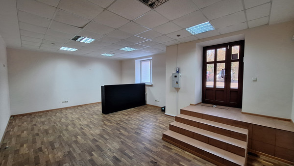 Сдам коммерческое помещение 191,4 м2, Парковая ул, 7, Слащево д