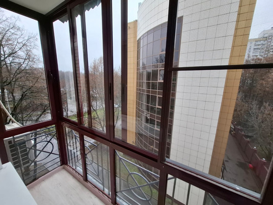 Сдам двухкомнатную (2-комн.) квартиру, Дмитровка Б. ул, 27к2, Москва г