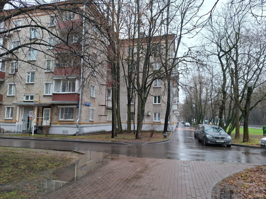 Сдам двухкомнатную (2-комн.) квартиру, Дмитровка Б. ул, 27к2, Москва г