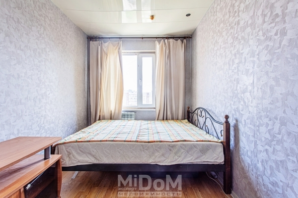 Продам двухкомнатную (2-комн.) квартиру, Ленинский пр-кт, 93к2 литера А, Санкт-Петербург г