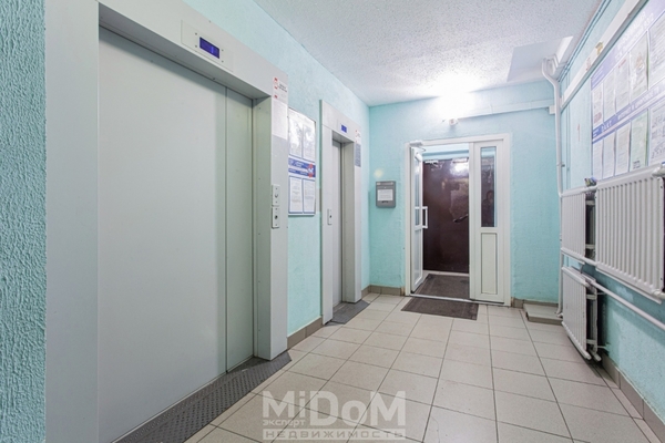 Продам двухкомнатную (2-комн.) квартиру, Ленинский пр-кт, 93к2 литера А, Санкт-Петербург г