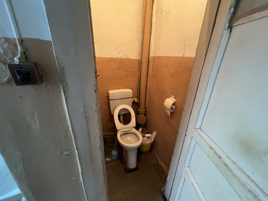 Продам 2-комн. в 5-комн. квартире, Подъездной пер, 17, Санкт-Петербург г