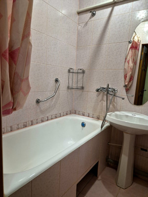 Продам двухкомнатную (2-комн.) квартиру, Данилова б-р, 2, Йошкар-Ола г