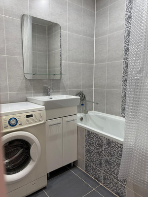 Сдам двухкомнатную (2-комн.) квартиру, Красная ул, 244, Кропоткин г