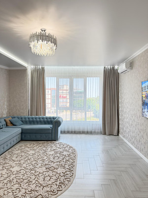 Продам трехкомнатную (3-комн.) квартиру, Тлостанова ул, 32, Нальчик г