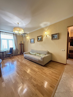 Продам двухкомнатную (2-комн.) квартиру, Трофимова ул, 31, Москва г