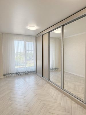 Продам трехкомнатную (3-комн.) квартиру, Тлостанова ул, 32, Нальчик г