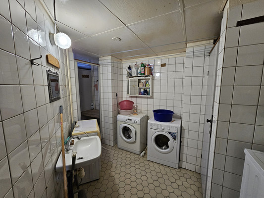 Продам комнату в 13-комн. квартире, Горняков пр-кт, 2кв, Костомукша г