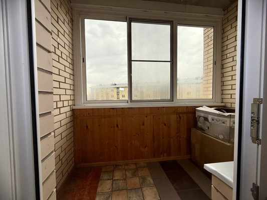 Продам трехкомнатную (3-комн.) квартиру, Десятинная ул, 11, Зверево д