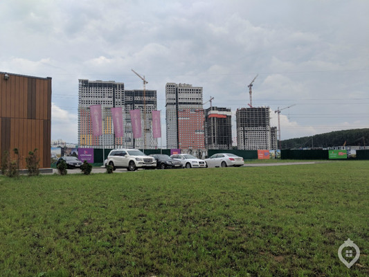 Продам однокомнатную (1-комн.) квартиру (долевое), Красногорский б-р, Красногорск г