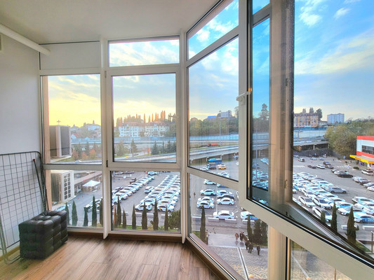 Продам однокомнатную (1-комн.) квартиру, Лавровая (Центральный р-н) ул, 1б, Сочи г