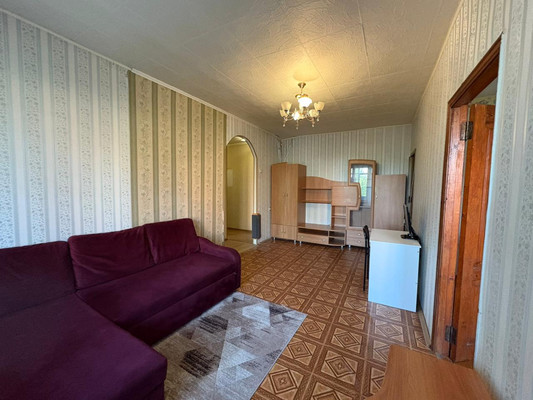 Продам двухкомнатную (2-комн.) квартиру, Ленина ул, 18, Дзержинский г