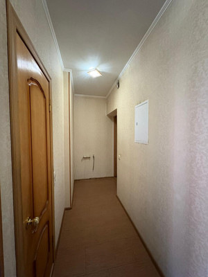 Продам двухкомнатную (2-комн.) квартиру, Ленина ул, 18, Дзержинский г