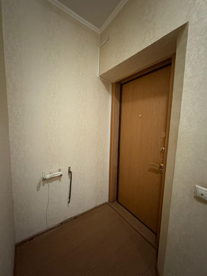 Продам двухкомнатную (2-комн.) квартиру, Ленина ул, 18, Дзержинский г