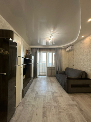 Сдам однокомнатную (1-комн.) квартиру, им. Селезнева ул, 4кА, Краснодар г